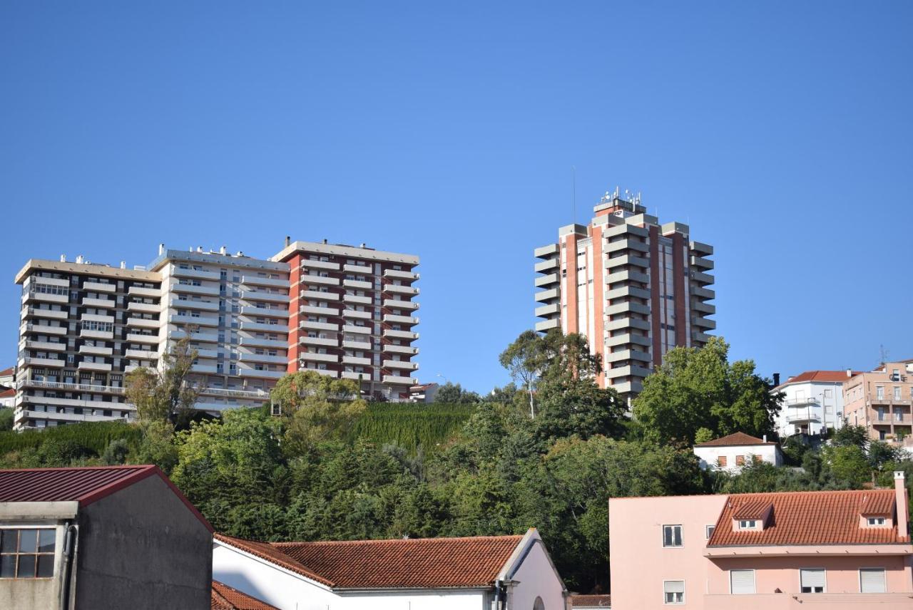 Apartamento Terreiro Da Erva House Coímbra Exterior foto